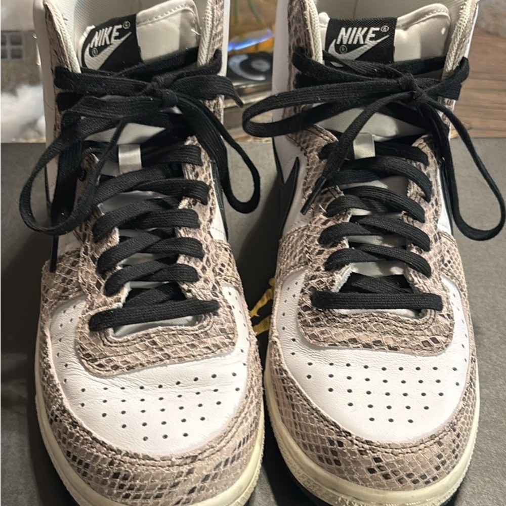 Nike men’s Terminator High ‘cocoa snake’ high top sneaker. Men’s Size 8